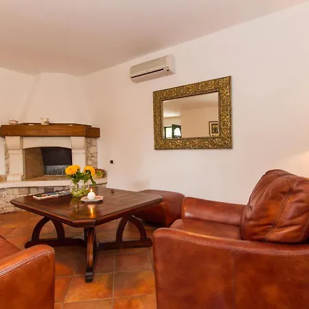 Pet Friendly In Holiday home