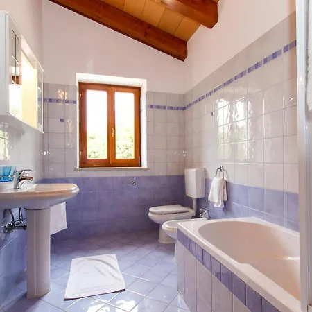 5 Bedroom Lovely In * Koromačno