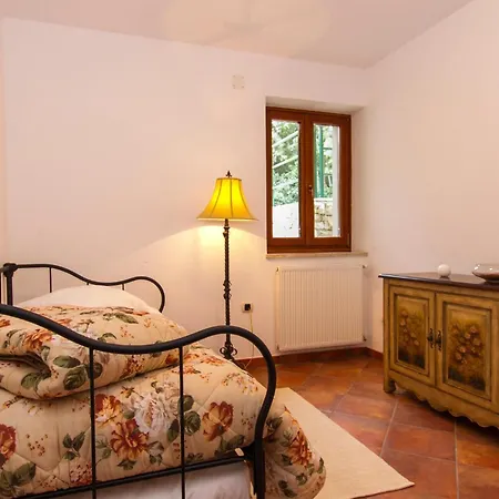 5 Bedroom Lovely In بيت للعطل *